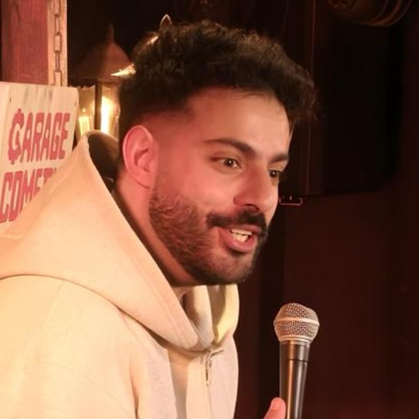 Dalil Tari sur scène